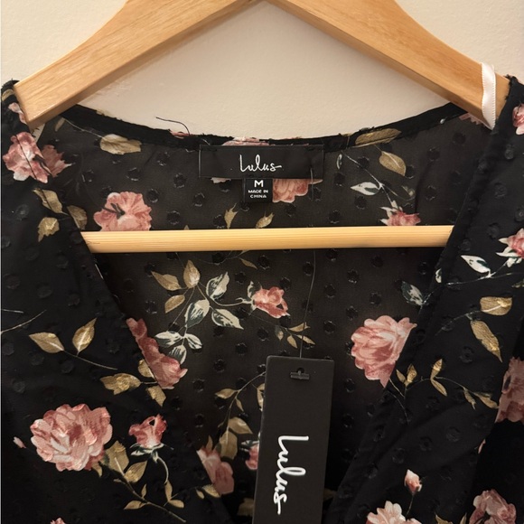 NWT Lulus size M dress - Picture 2 of 3